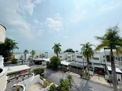 3-storey Terraced House For Sale in Batu Ferringhi,PNG