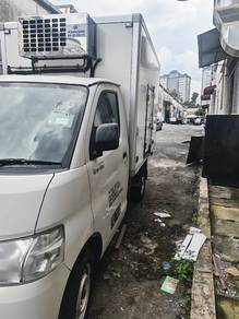 Grand max freezer lorry
