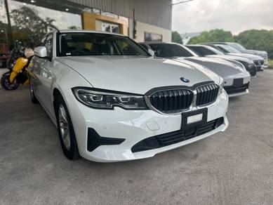 BMW 320i 20i M SPORT in Johor Bahru, JHR