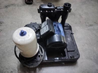 Leaking water pump for sales 
