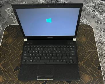 LAPTOP TOSHIBA i5
