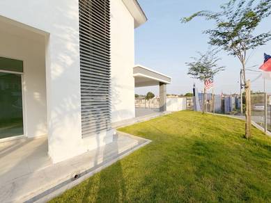 2-storey Terraced House  in Cheng,MLK