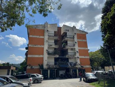 Flat For Sale in Taman Mulia