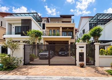 3-storey Terraced House For Sale in Sri Hartamas,KUL