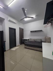 Studio For Rent in Midlands City