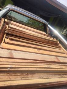 Kayu 1x2 panjang 4 kaki