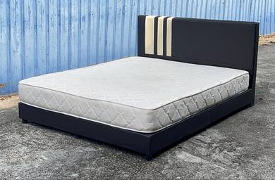 Divan Queen Size Bed + Mattress/ Katil Tilam Queen