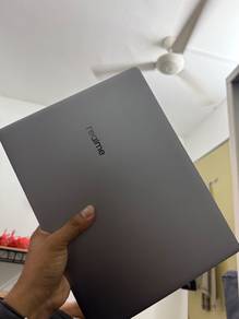 Realme Book