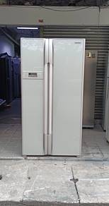 Hitachi 2door fridge refrigerator 605L side-side