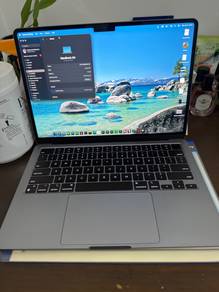 MacBook Air M3 13” 16GB/512GB + Magic Mouse