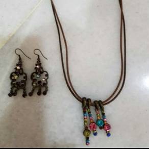 Necklace & Earring Set