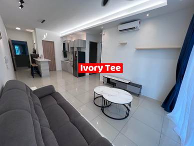 Condominium For Rent in Quay West Residence