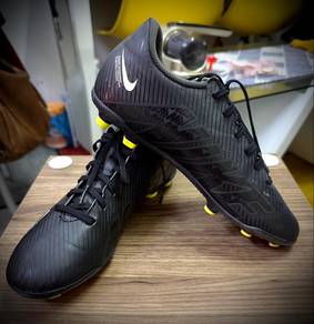 Nike Mercurial Vapor 15 Football Boots