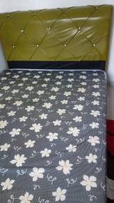 Katil Queen dan Tilam Foam 4 '