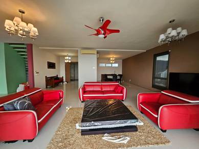Condominium For Sale in Central Park