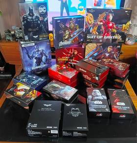21 Empty Action Figure Boxes with Internal Plastic