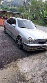Mercedes Benz E240 240 ELEGANCE (CKD) in Besut, TRG