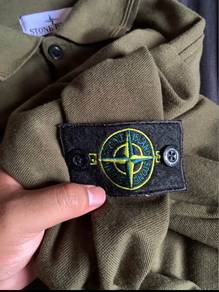 sweatshiry stone island