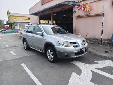 Mitsubishi Outlander in Puchong, SGR