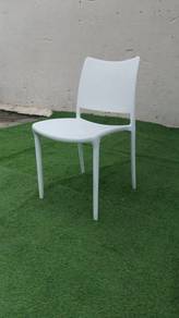 YE70T Kerusi Plastik Tebal PP Plastic Chair White