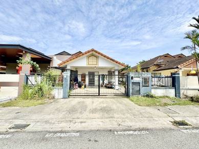 Semi-Detached House For Sale in Aman Perdana,SGR