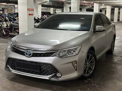 Toyota Camry HYBRID LUXURY in Batu Caves, SGR