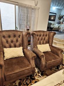 sofa Dan  almari hiasan