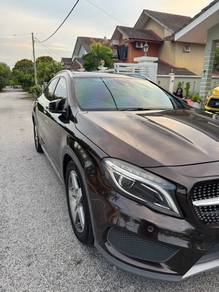 Mercedes Benz GLA180 GLA180 in Nilai, NSN