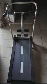 Mesin treadmill 