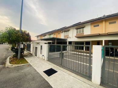 2-storey Terraced House For Sale in Banting,SGR