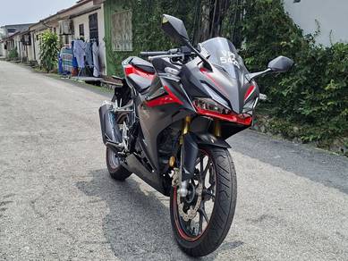Honda CBR150R