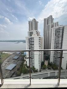 Condominium For Sale in Bay Point @ Country Garden Danga Bay