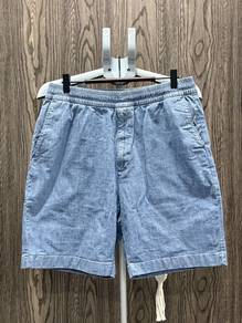 MU5472	Seluar Shorts Uniqlo