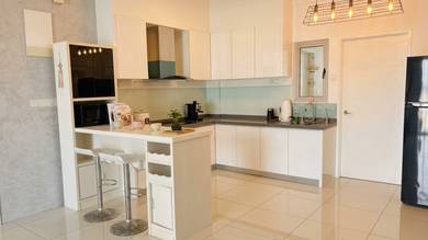 Condominium For Rent in City Residence