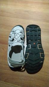 Hiking sandal