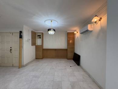 Condominium For Rent in Seri Mas Condominium