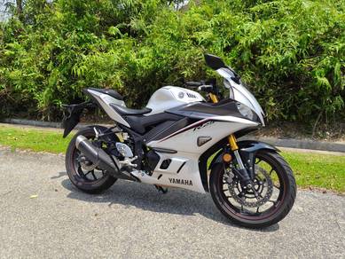 Yamaha R25