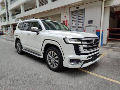 2025 Toyota Land Cruiser 300 ZX