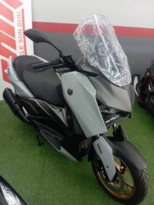 Yamaha XMAX