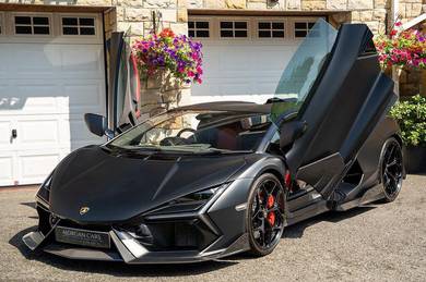 Lamborghini Revuelto BASE GRADE in Glenmarie, SGR