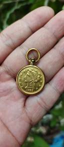 Antik pendent queen victoria gold plated