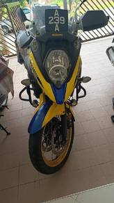 Suzuki V-Strom 650