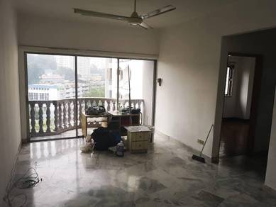 Condominium For Sale in Gemilang Indah