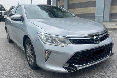 Toyota Camry HYBRID LUXURY in Muar, JHR