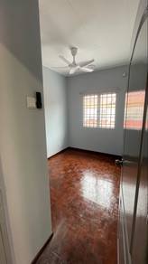 Room in Setia Alam, SGR