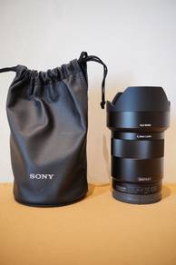 Sony FE 55mm f/1.8 Zeiss Sonnar