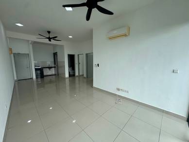 Condominium For Rent in Legendview