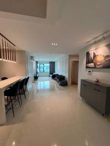 Condominium For Sale in Bay 21