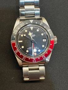 Pre-owned (Used)