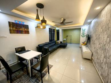 Condominium For Rent in Royal Domain Sri Putramas 2